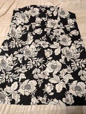 Old Navy Black and White Strapless Floral Dress